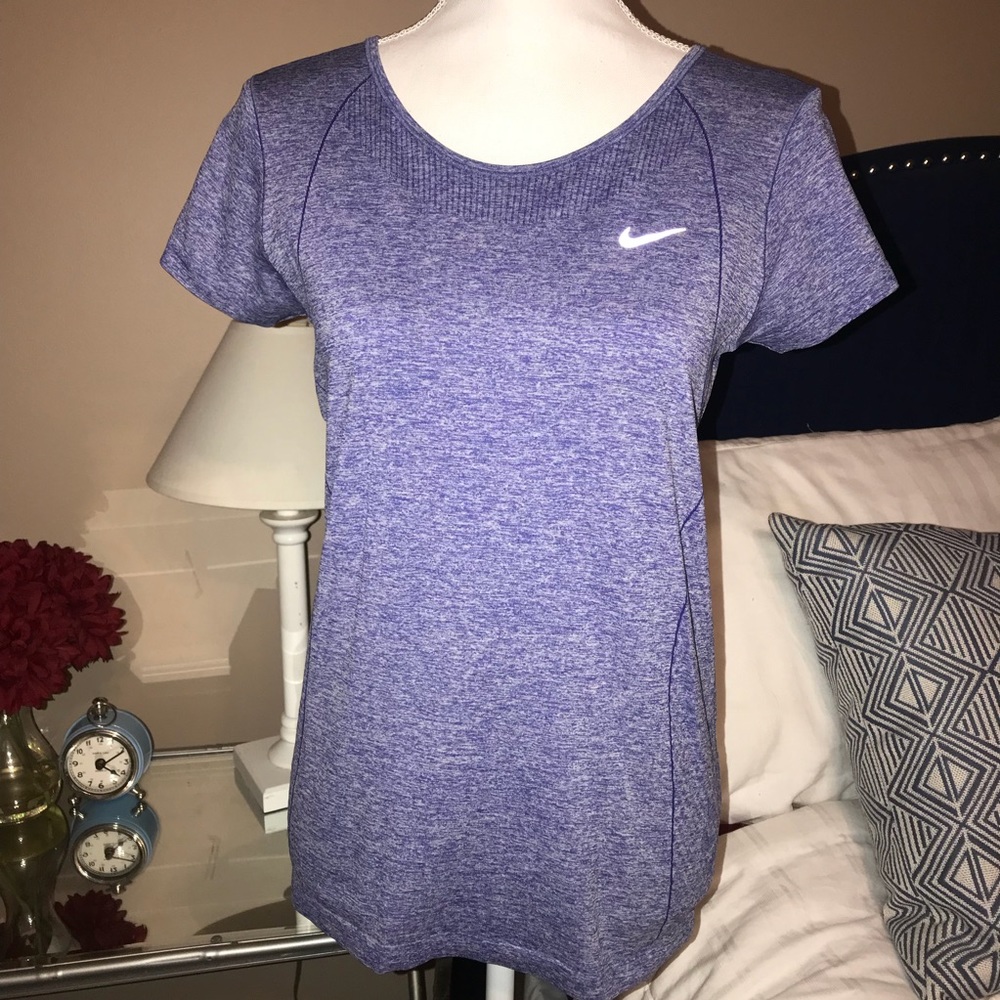 NEW w/o tag NIKE Dri-fit shirt